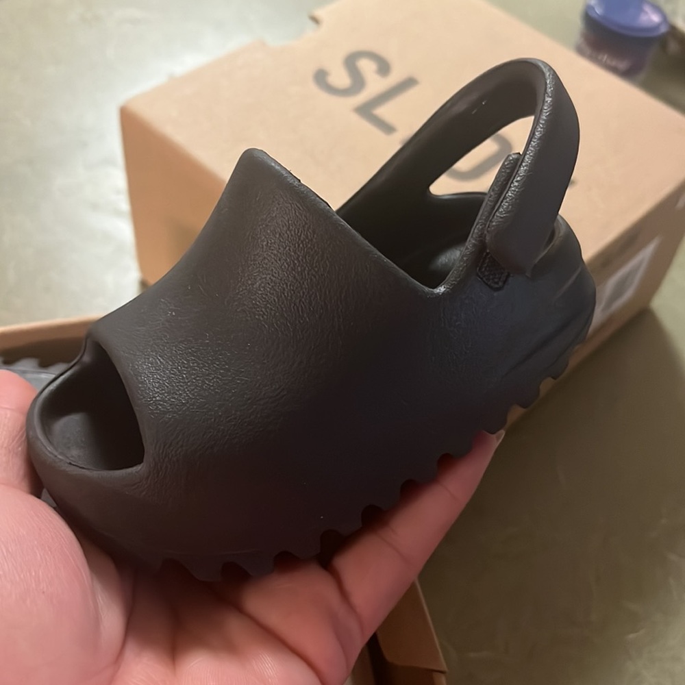 Yeezy infant slides
